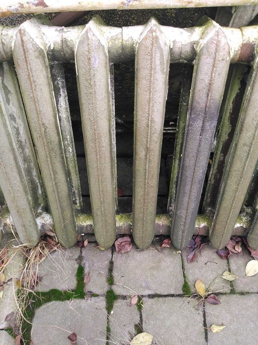 Радіатори чавунні б/в