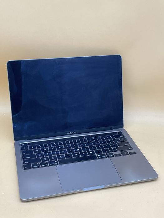 Macbook pro 2020  як не робочий стан на фото