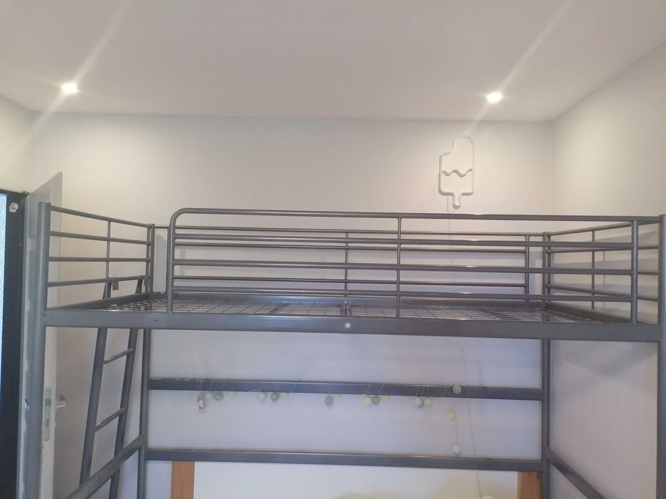 Rama łóżka piętrowego na antresoli Ikea 90x200