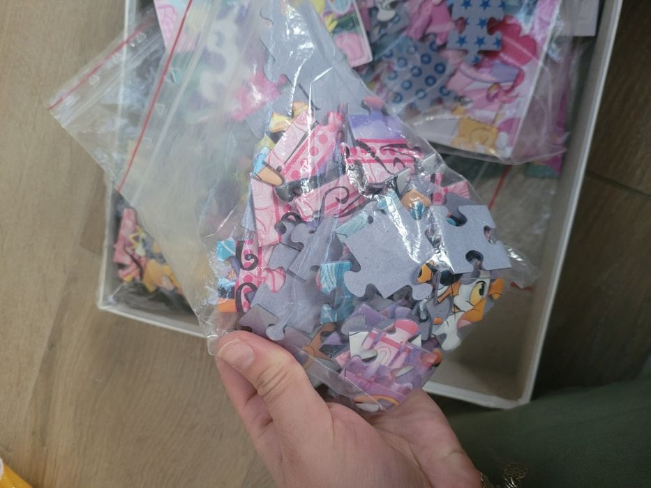 Puzzle dziewczynka 4+ mix puzzli Arielka, Jaśmina, Bella, Kopciuszek