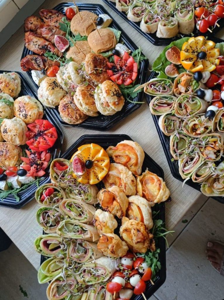 Catering  lub pełna obsługa wszystkie inne imprezy