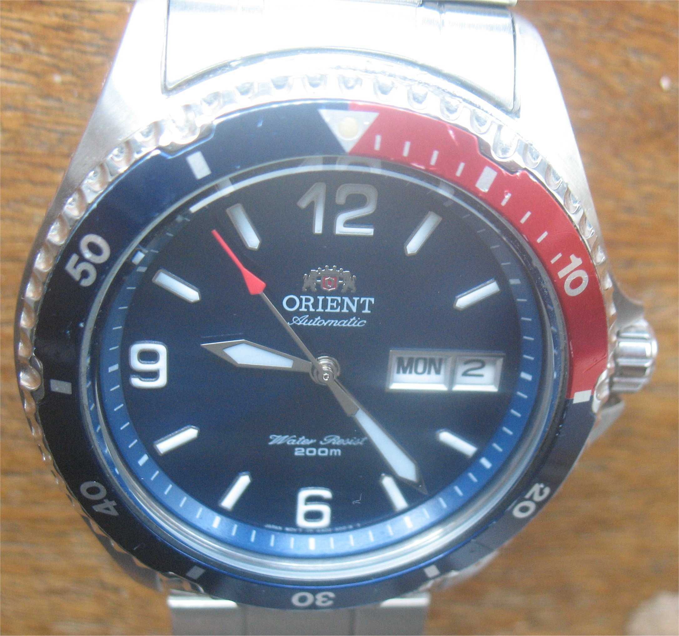 Relógio Mecânico Orient Mako II - Automatic - Water Resistant - 200m