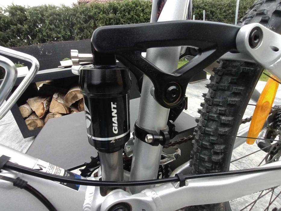 GIANT Yukon FX1 - FULL MTB, rama M