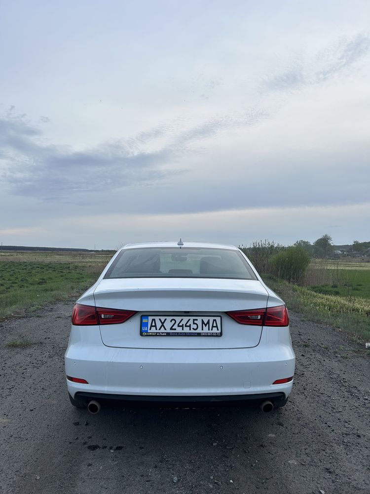 Продам Audi A3 2015