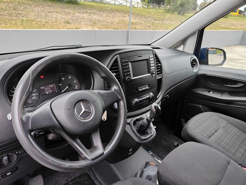 Mercedes Vito  109