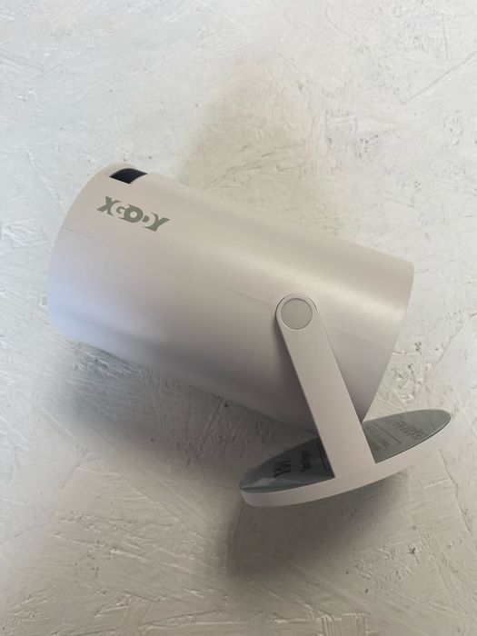 Portable Smart Projector Model: Gimbal 3 з посеодженями на коробці