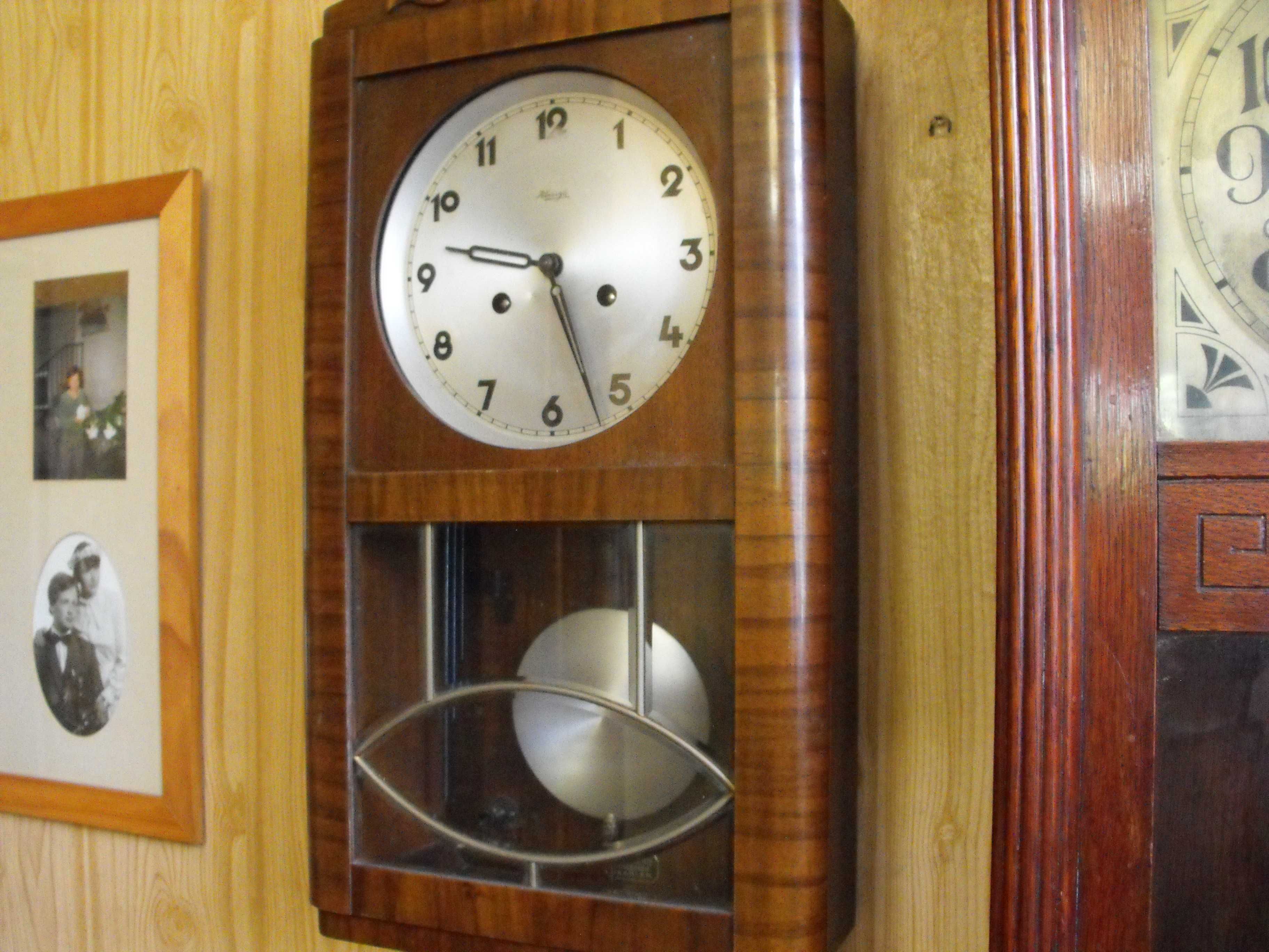 zegar wiszacy marki kienzle art-deco