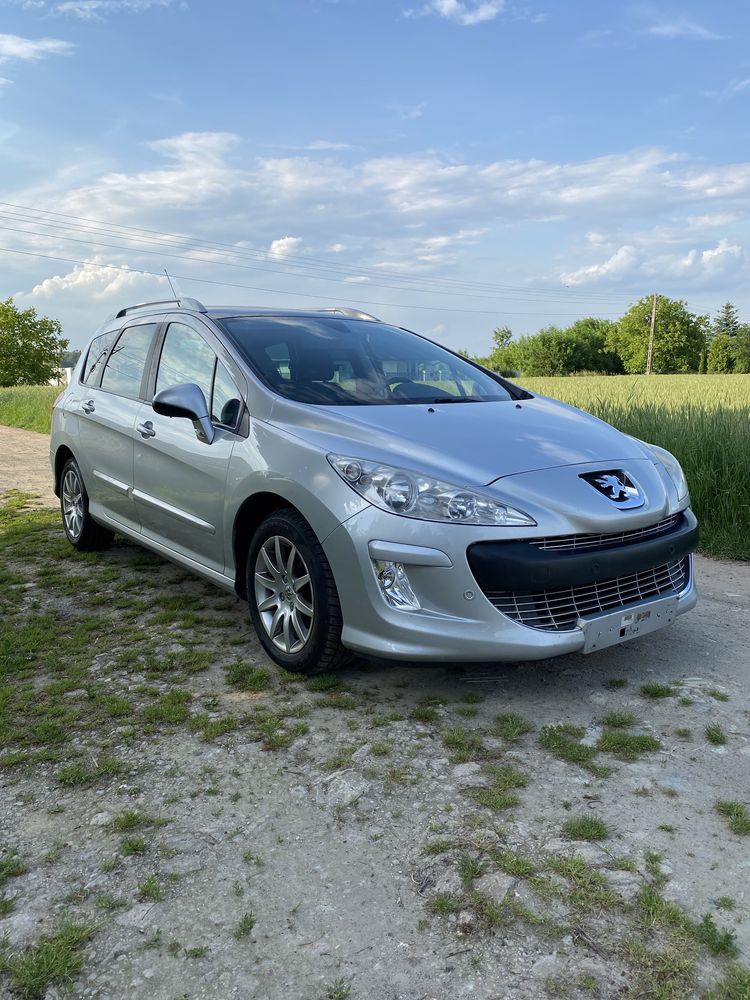 Peugeot 308 1.6 16V klimatronic panorama dach alu 7 osobowy Zarejestr.