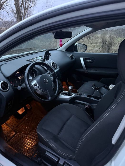 Продам,Nissan Qashqai 2013