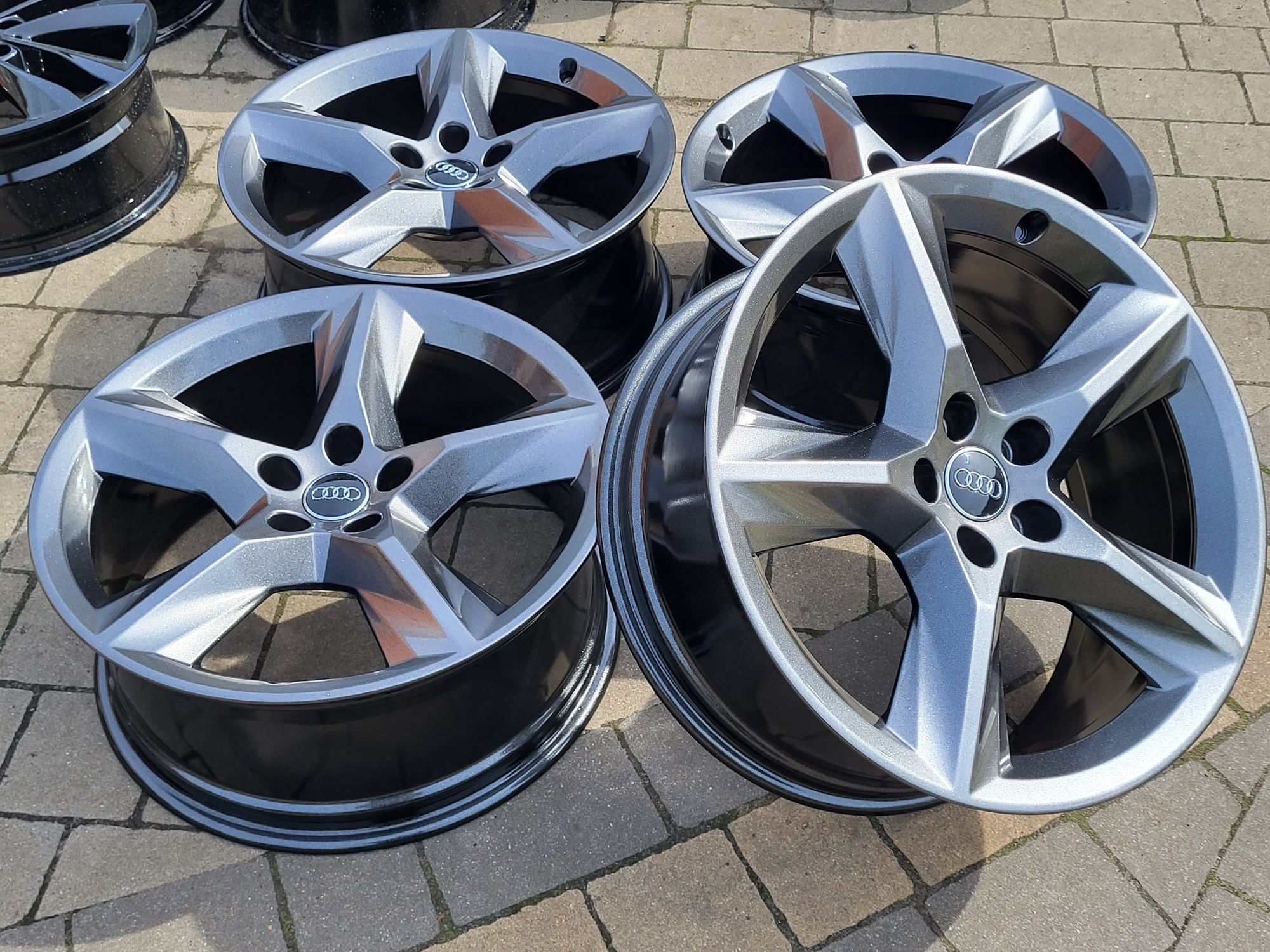 Alufelgi oryginal Audi 5x112 8Jx19 et28 A5 A6 A7 A8 Q5 Q7 grafit