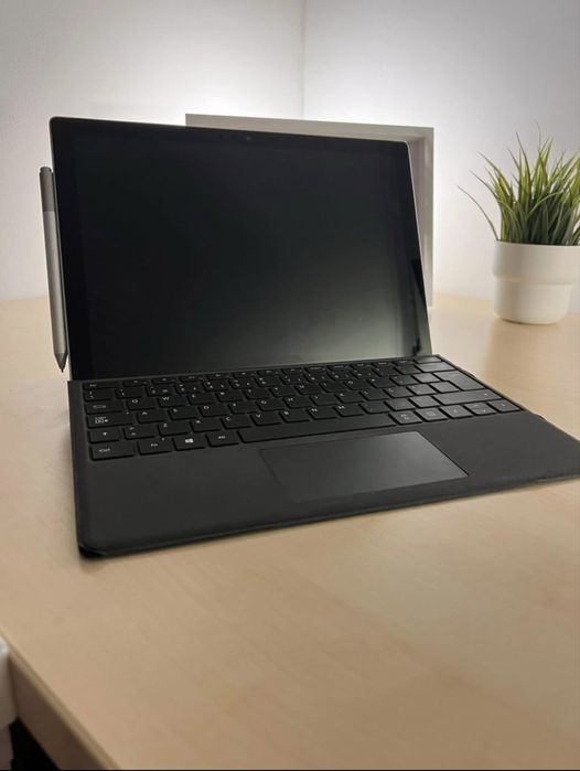 Surface Pro 6 8GB | 256GB