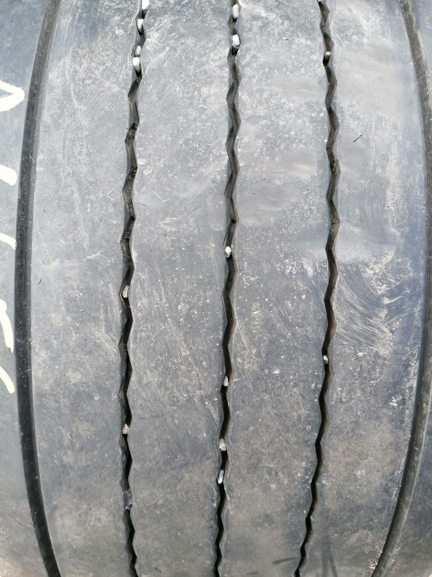 Opona 445/45r19.5 Continental Conti hybrid ht 3