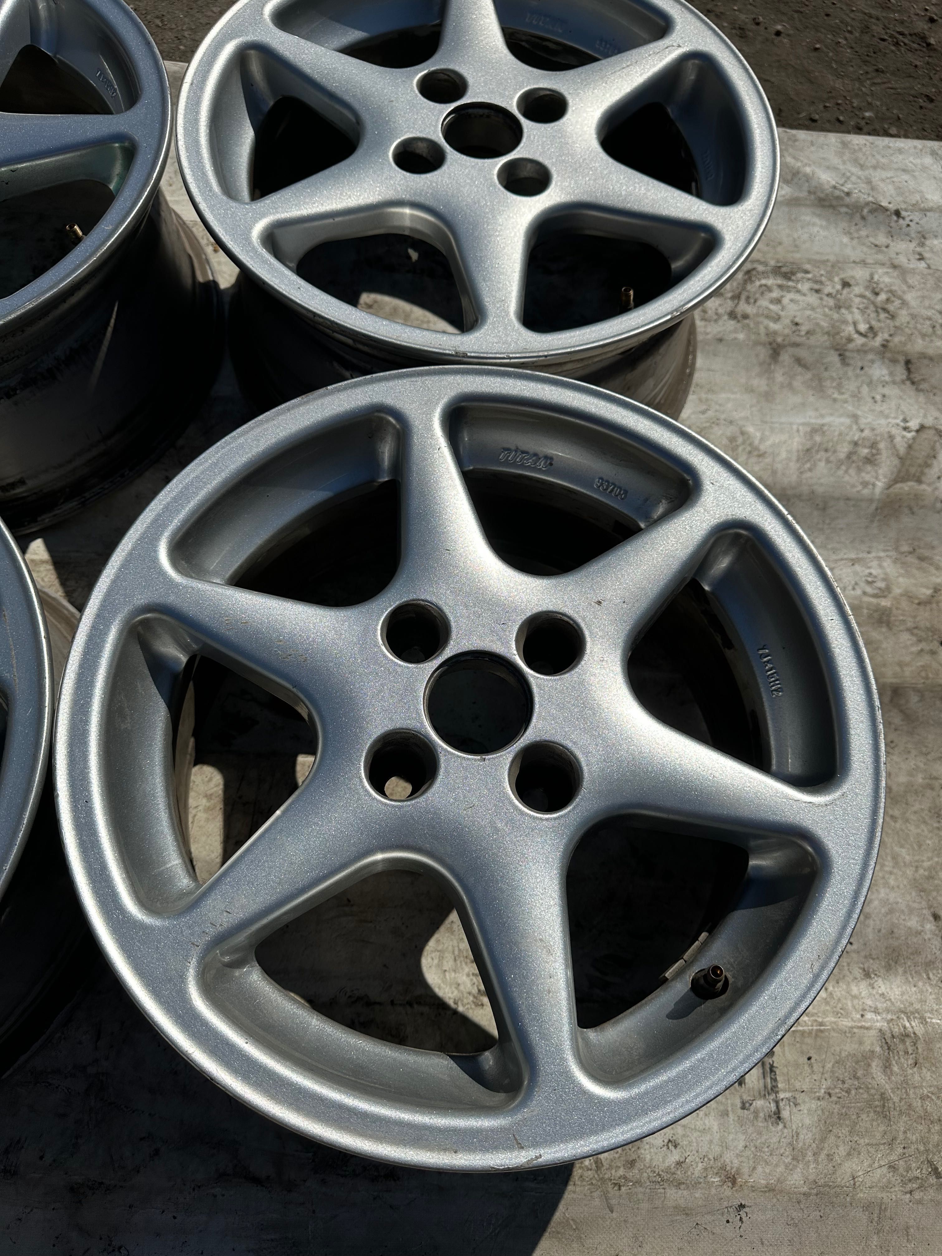 Felgi aluminiowe TITAN 15 4x108