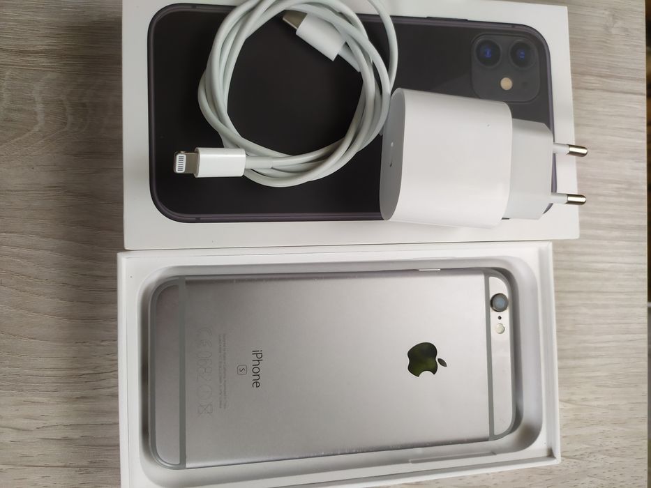 iPhone 6 s продаж