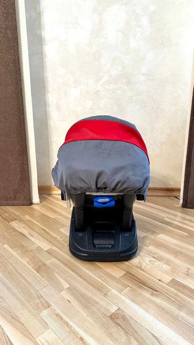 Автокрісло Peg-Perego Primo Viaggio червоне гр. 0+ 0-13 кг