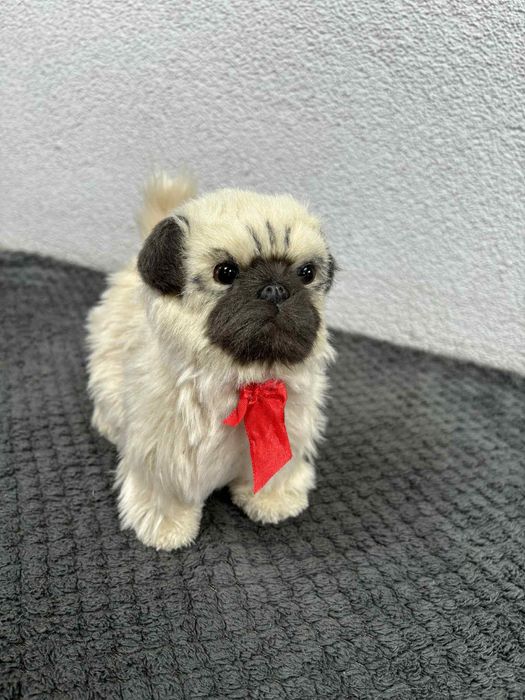 Interaktywny piesek mops szczekający chodzący piesek