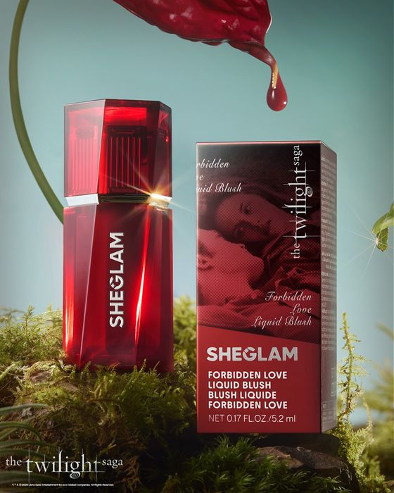 Рум'яна Sheglam коллаб культового фільму "Twilight"