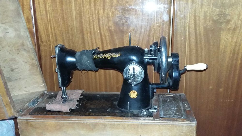 Подольск Швейна машинка швейная механическая