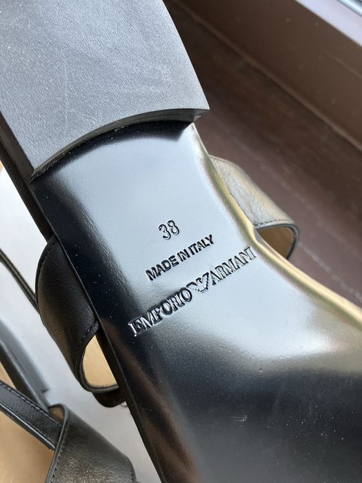 Emporio Armani luksusowe wloskie japonki / klapki skorzane New 38/39