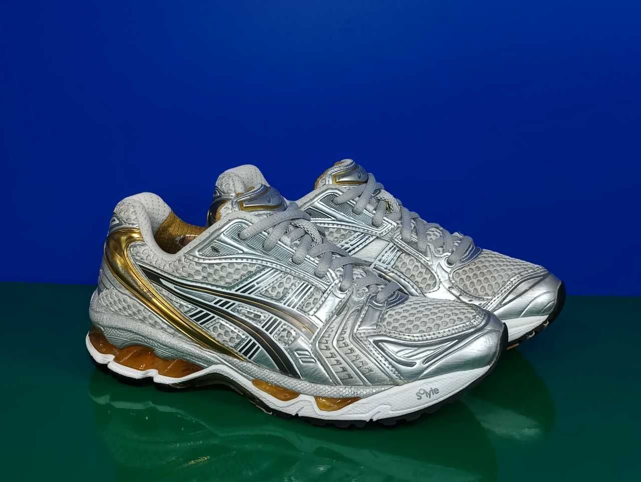 Беговые кроссовки Asics GEL-KAYANO 14 Silver Gold Оригинал