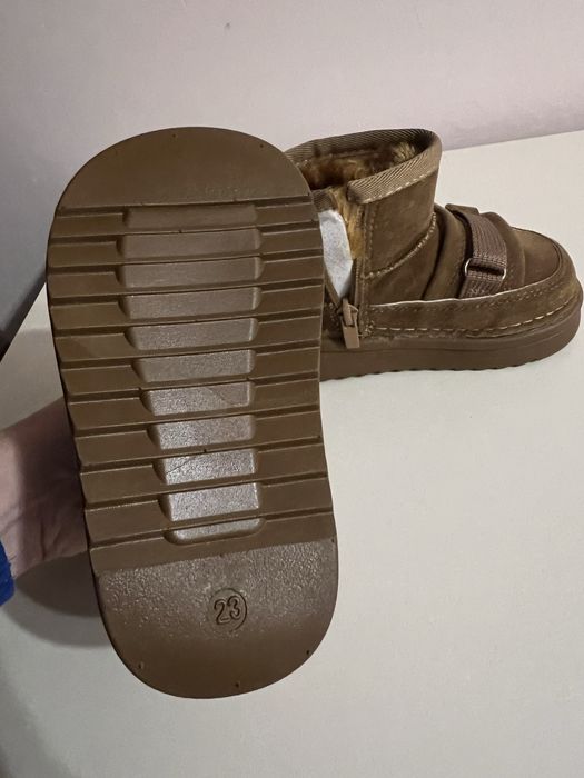 Угги дитячі 23 р на замок