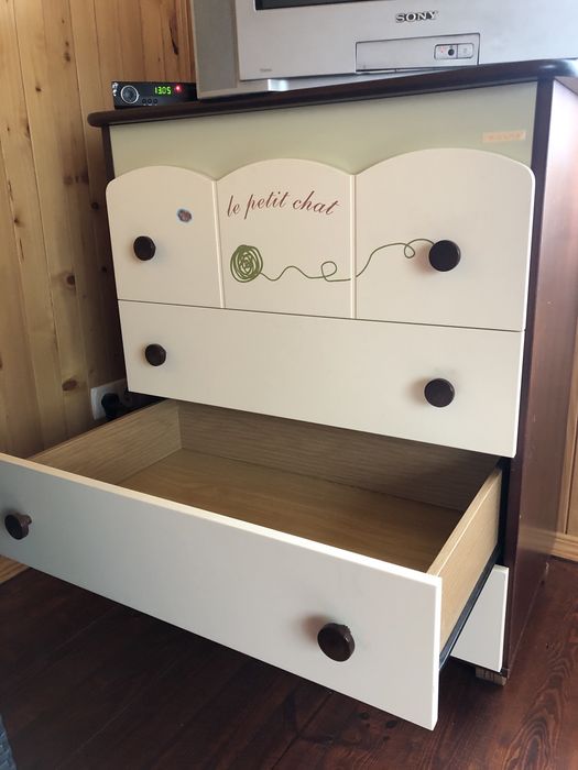 Пеленальний комод Micuna Cats з натурального дерева з ванночкою