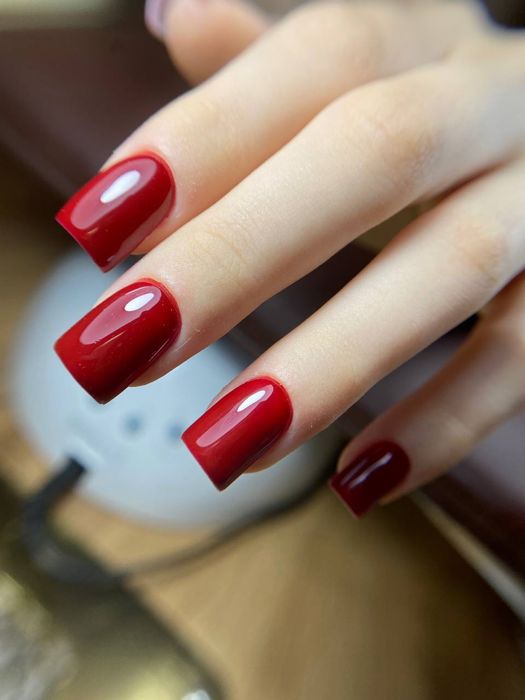 Манікюр. Нарощення. Нігті