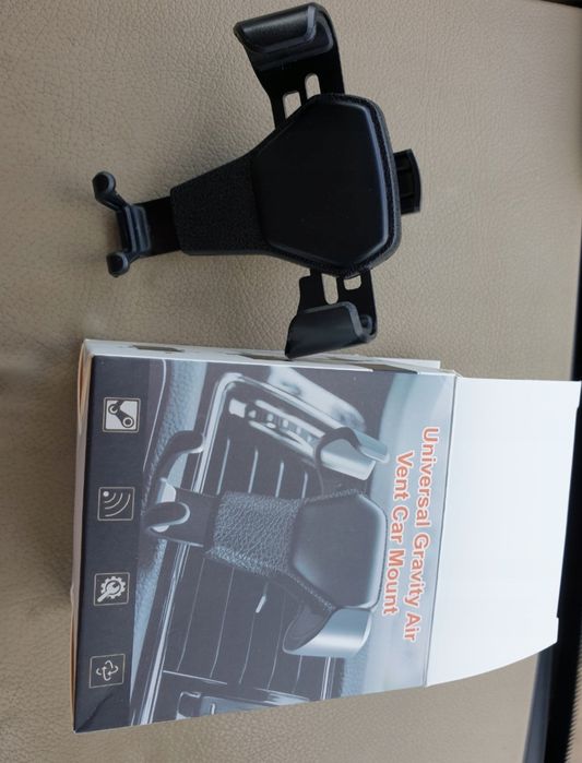 Uchwyt samochodowy do kratki nawiewu