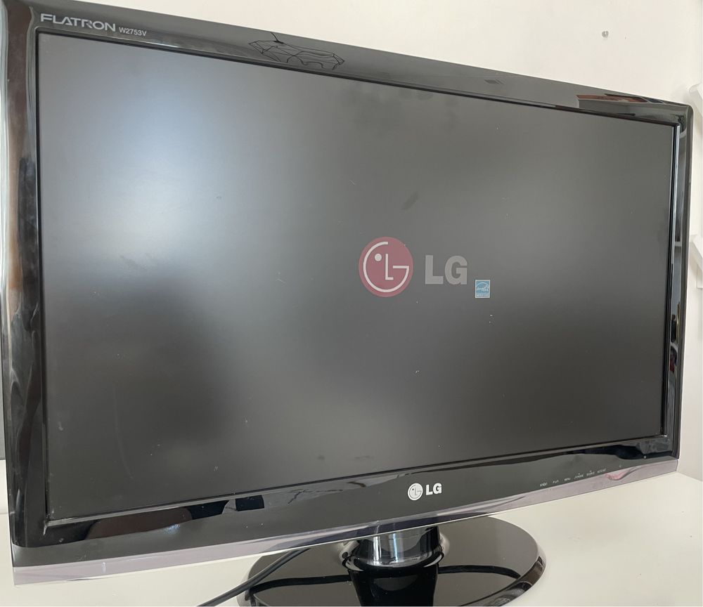 27 calowy monitor LG Flatron W2753V full hd