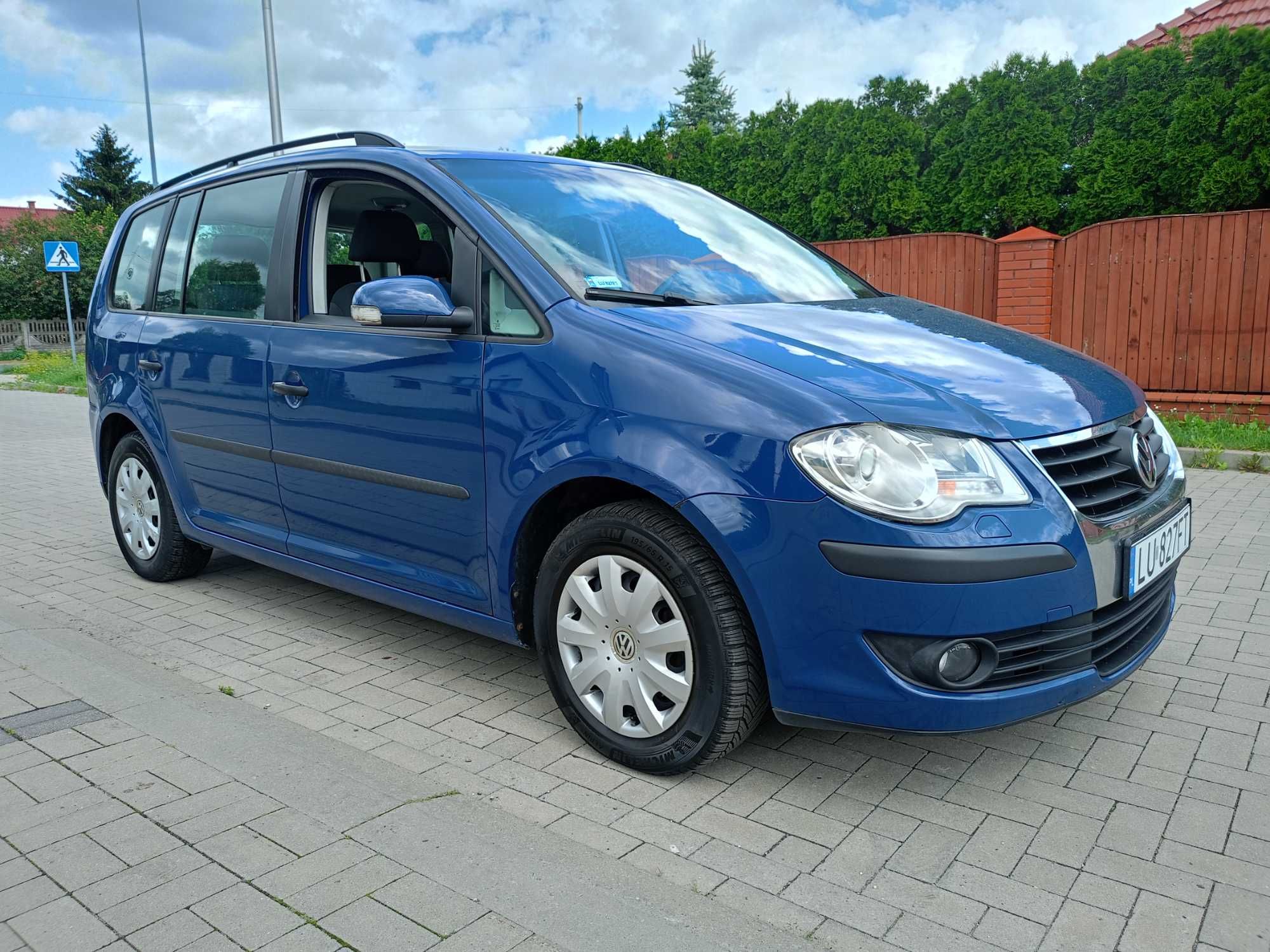 Sprzedam Volkswagena Touran 2007r