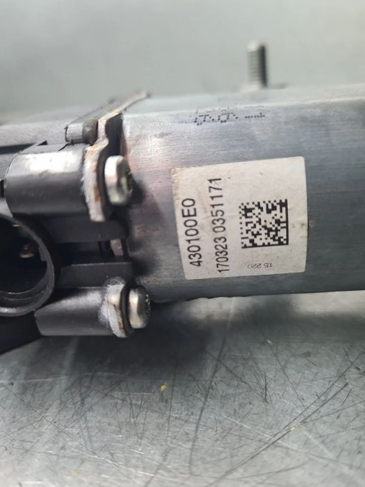 Elevador vidros frente esquerdo PEUGEOT 108