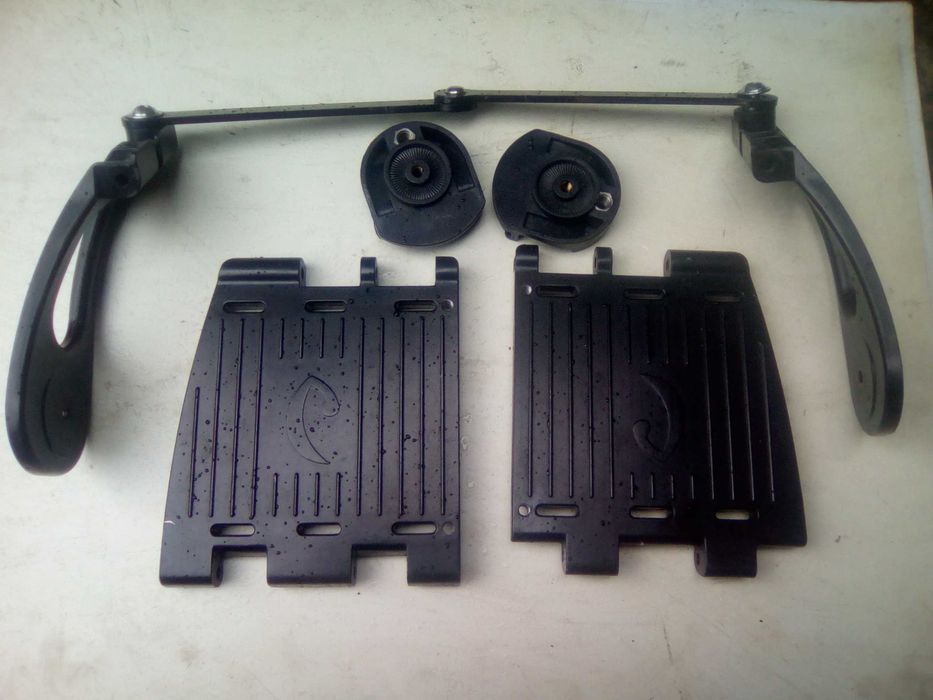 Podnóżek do stóp od wózka inwalidzkiego Cricket R 82