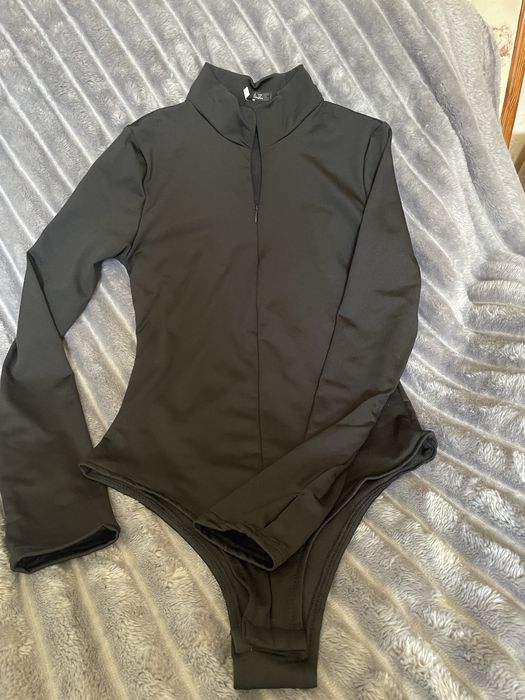 Жіноче чорне боді на флісі