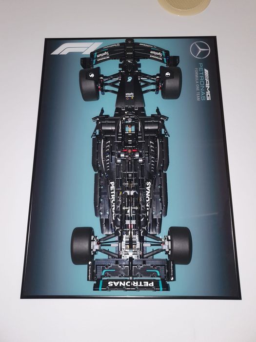 Vendo quadro para lego f1 mercedes amg moldura madeira