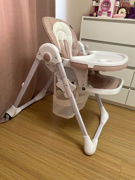 Детский стульчик для кормления bambi