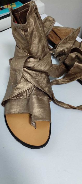 Женские кожанные сандали