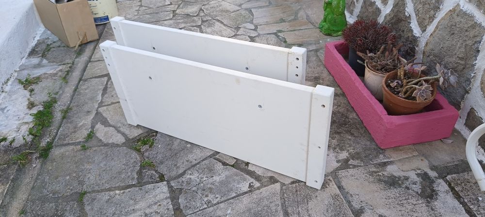 Topo e pés de cama para crianca