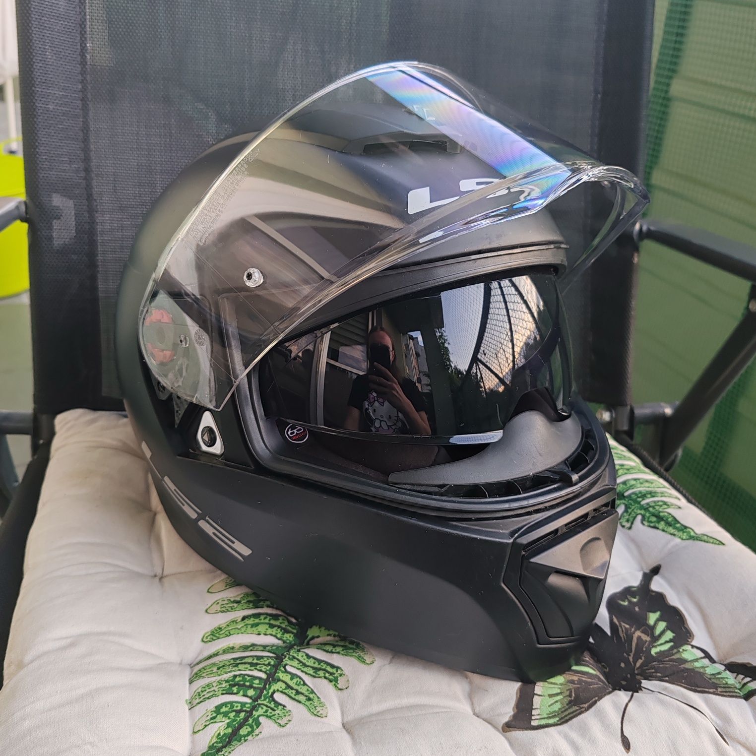 Kask motocyklowy rozmiar M LS2 Breaker