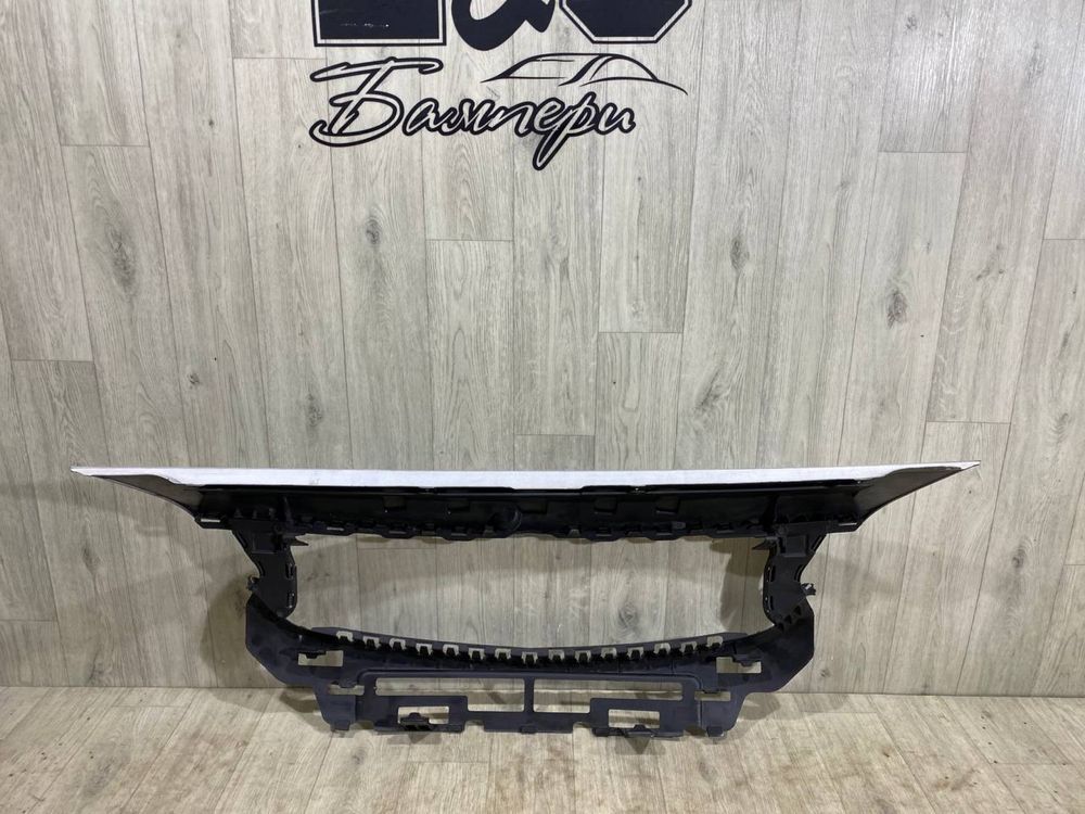 Кронштейн Бампер передний Гриль Opel Astra K (2015-2019г.) 13448088