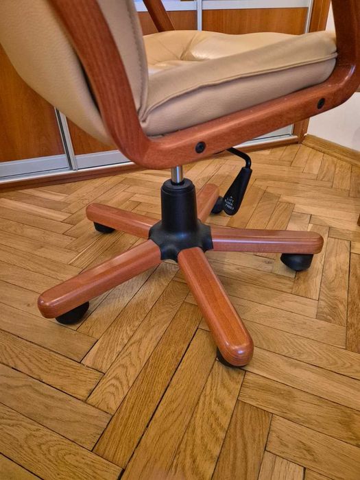 Fotel Biurowy Skórzany