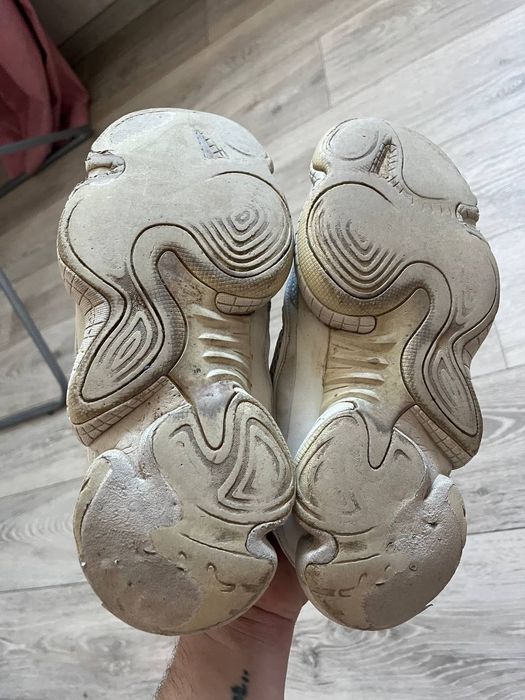 Кроссовки Adidas Yeezy 500 40р.