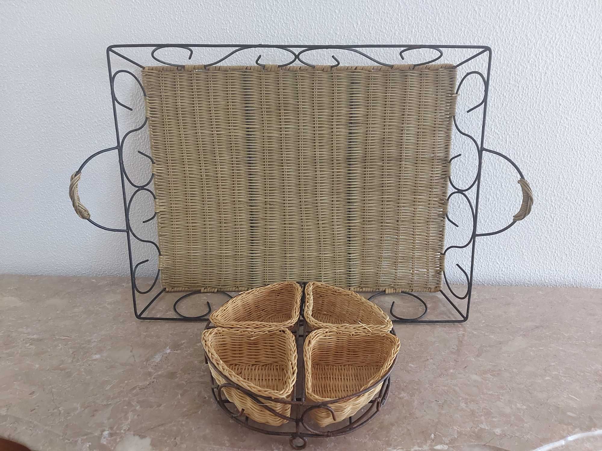 Conjunto em palhinha de tabuleiro e cesto para aperitivos