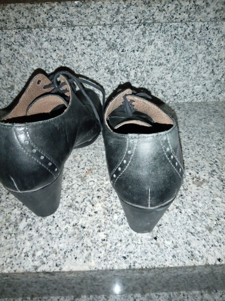 Sapatos de senhora