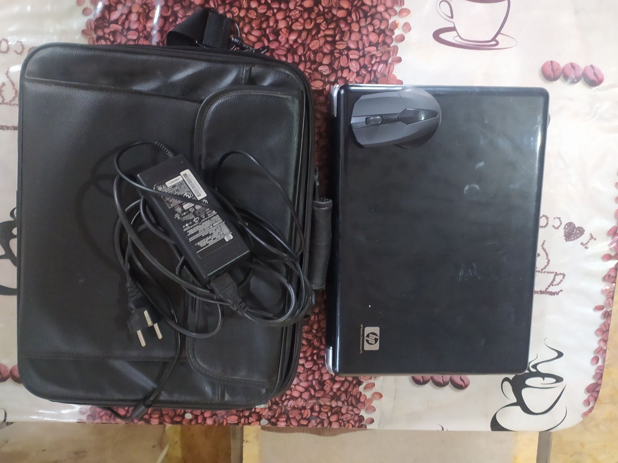 Ноутбук HP dv5 +  безпроводная мышь и сумка