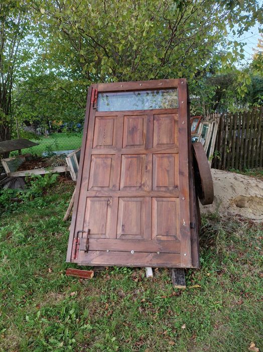 Drzwi garażowe drewniane