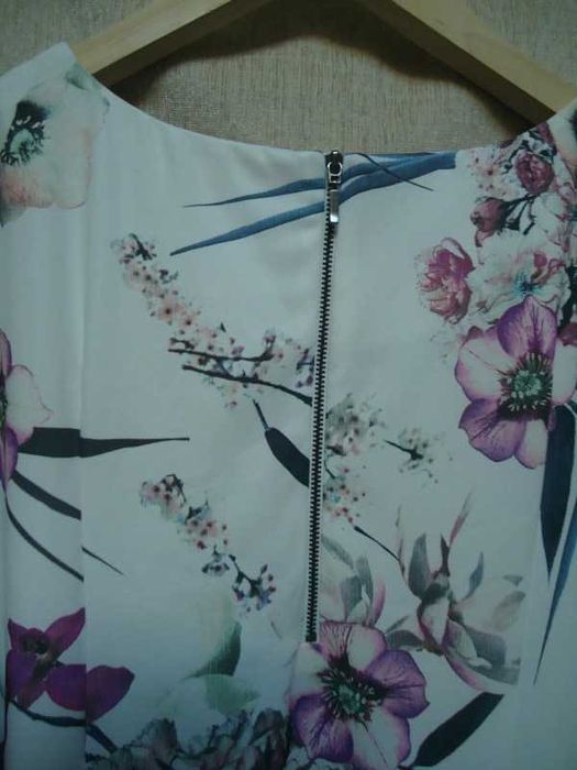 Vestido Florido - tam. L