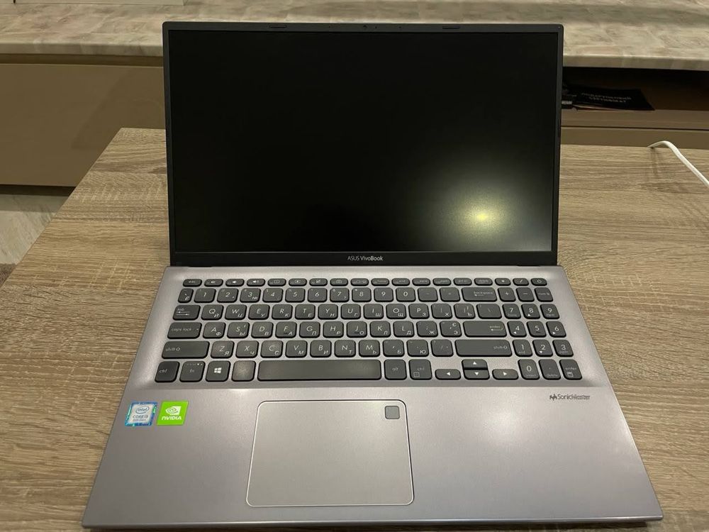 Asus VivoBook 15,6" i5 | 512ГБ SSD | 8ГБ RAM: Потужний