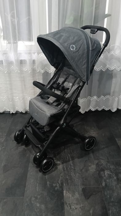 Nowy lekki wózek maxi Cosi lara2