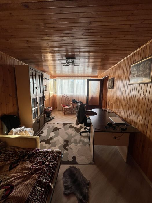 Продаж частини будинку на Крошні. 120 м2, 7 соток. Торг.