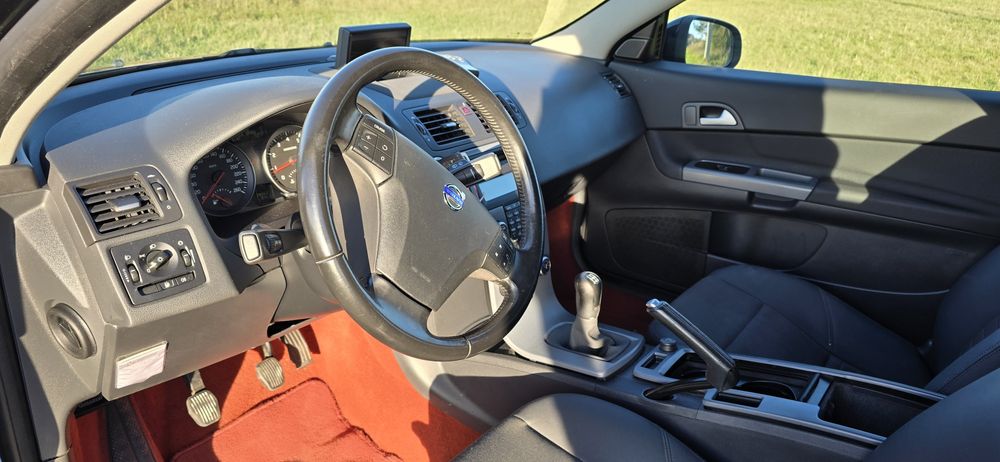 Volvo C30 Lift Benzyna 2.0 Bogata wersja